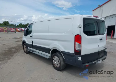 2020 Ford Transit-250 z USA, uszkodzony, nr VIN 1FTBR1Y8XLKA71536